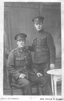 Jim Waddell with another WWI soldier in uniforms